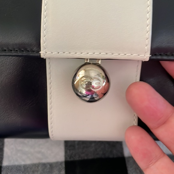 Escada retro box lambskin leather black and white clutch/belt bag - Picture 8 of 16